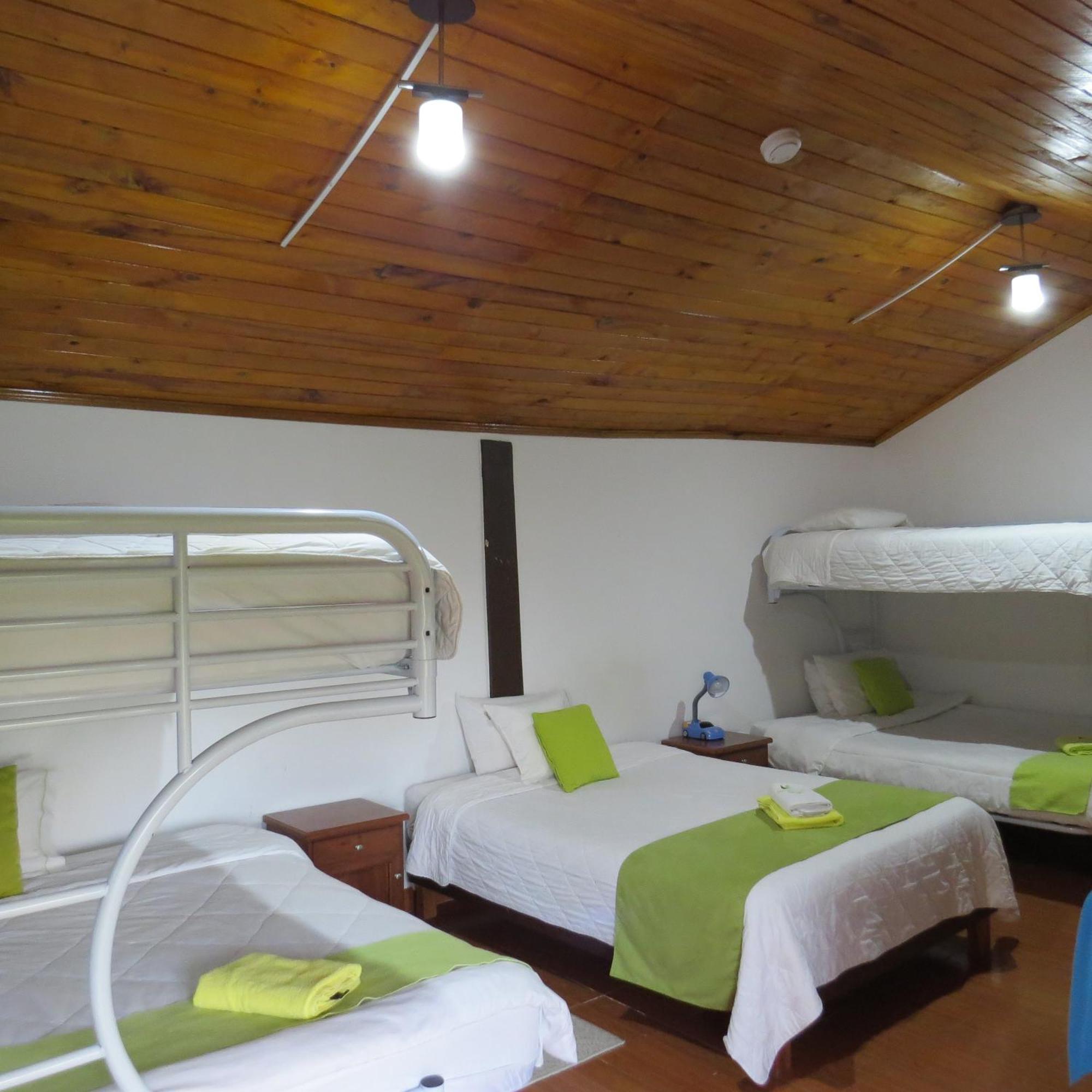 Hosteria Airport Garden Табабела Екстер'єр фото