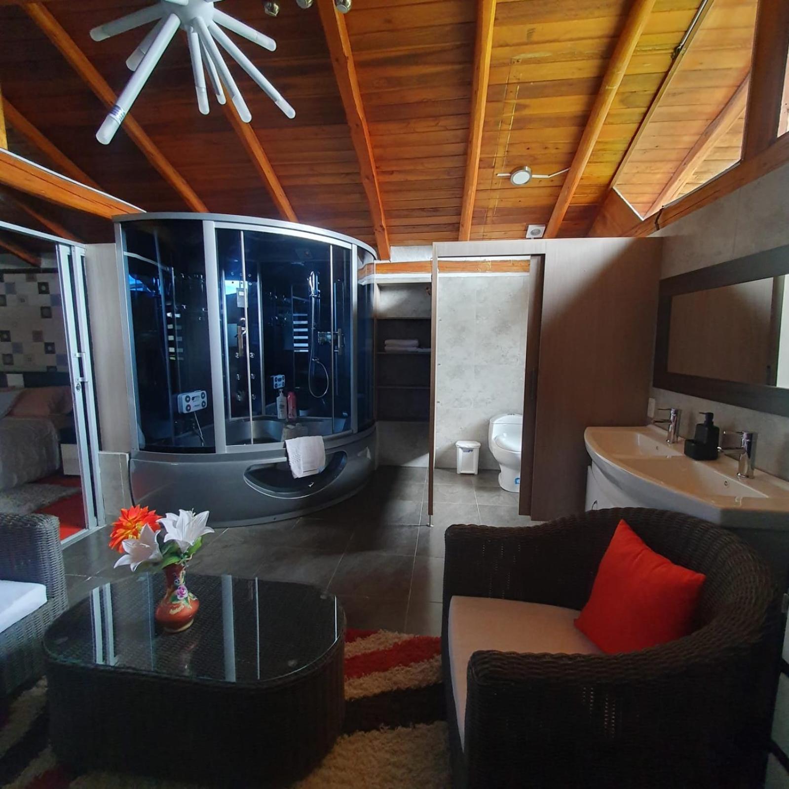 Hosteria Airport Garden Табабела Екстер'єр фото