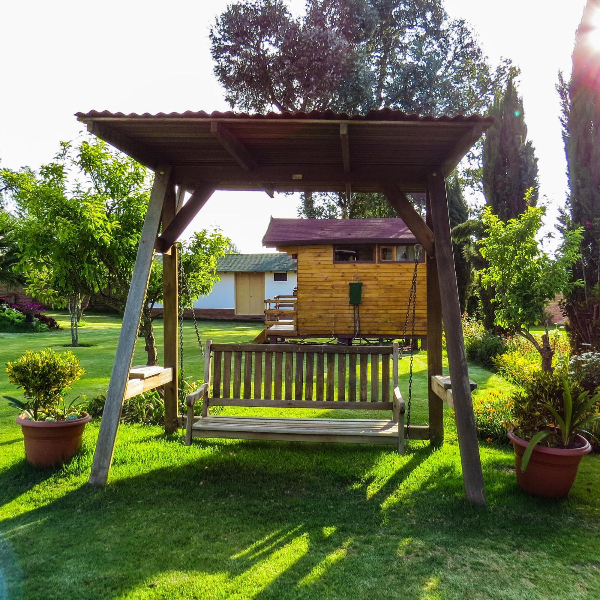 Hosteria Airport Garden Табабела Екстер'єр фото