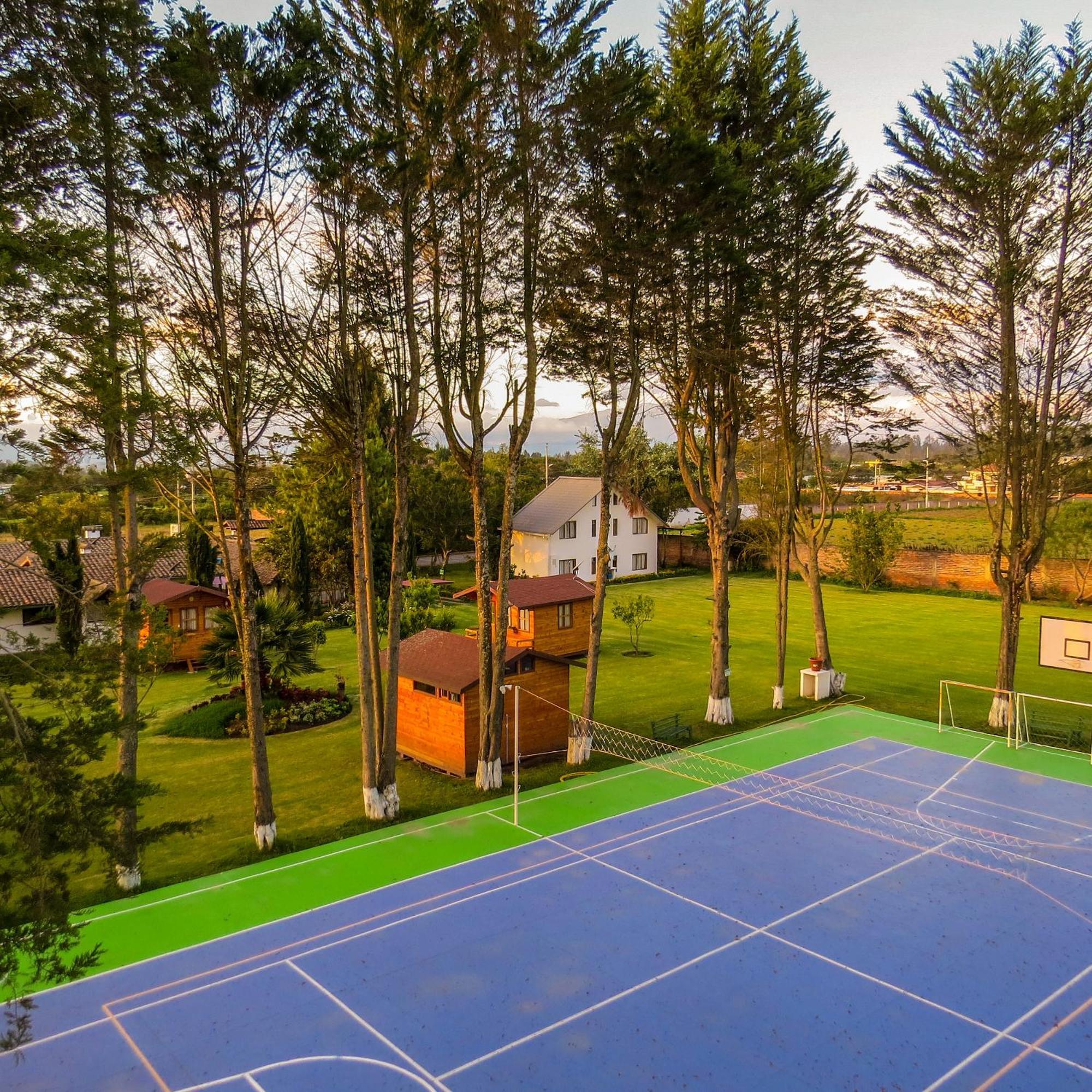 Hosteria Airport Garden Табабела Екстер'єр фото